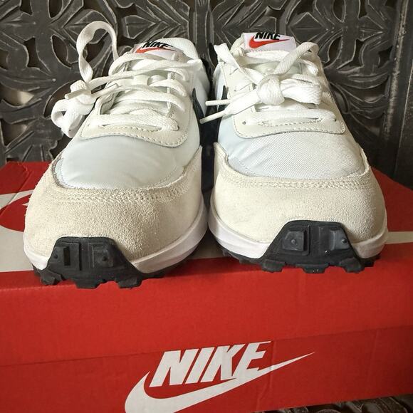 Nike Waffle Debut Running Sneakers Summit White Black DH9522-103 Men’s Sz 8 NEW - Picture 6 of 15